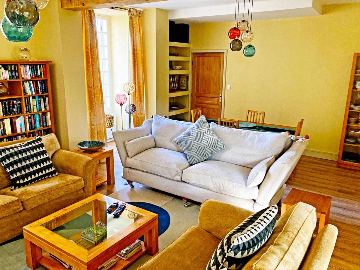 Logis De Tirac Bed and Breakfast Lorignac Exteriör bild
