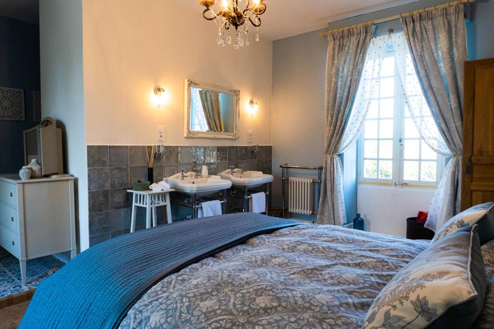 Logis De Tirac Bed and Breakfast Lorignac Exteriör bild